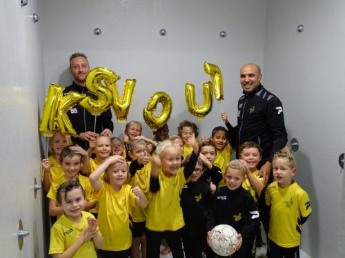 WINNAAR MAAK EEN LUDIEKE PLOEGFOTO - U7 PROFICIAT